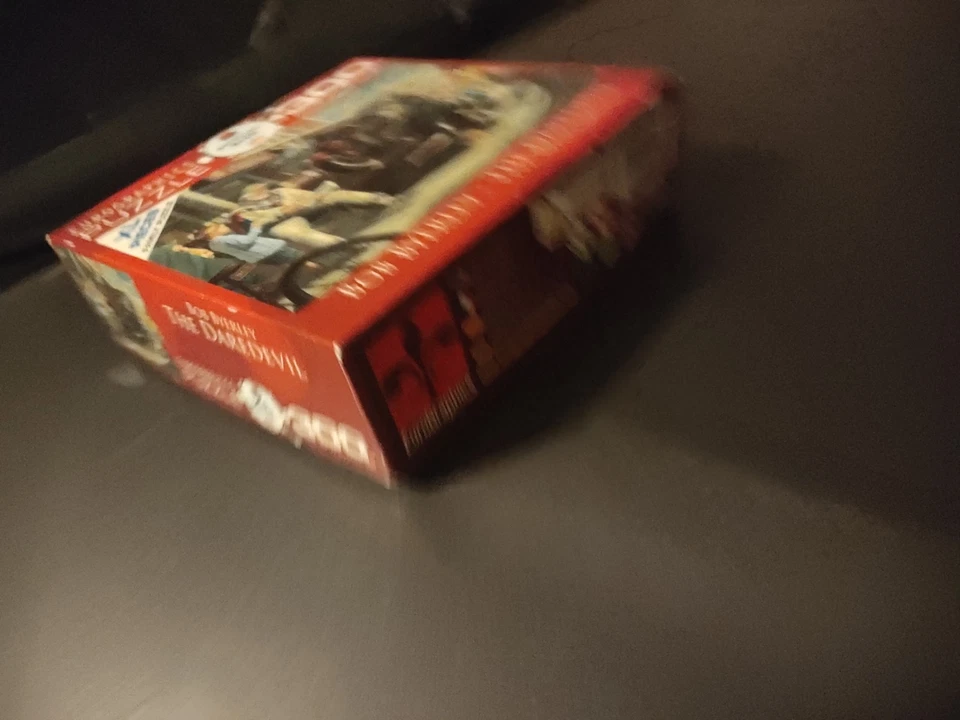 EUROGRAPHICS BOB BYERLEY THE DAREDEVIL 300 PIECE PUZZLE GUARANTEED COMPLETE - Image 3 of 4