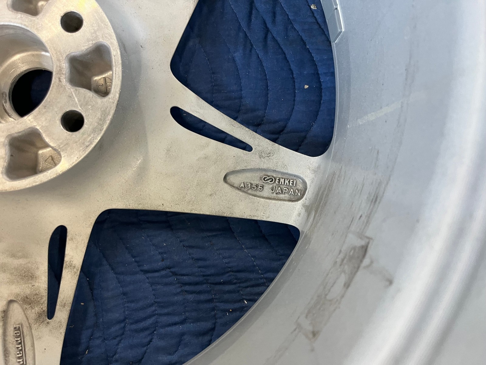 1 Genuine Ferrari 458 20" 5-Star Wheel