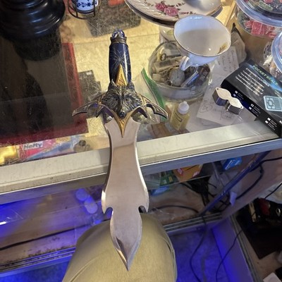 FRANKLIN MINT -- LORD OF THE ARCTIC MOON ART KNIFE / DAGGER BY RICHARD CONRAD