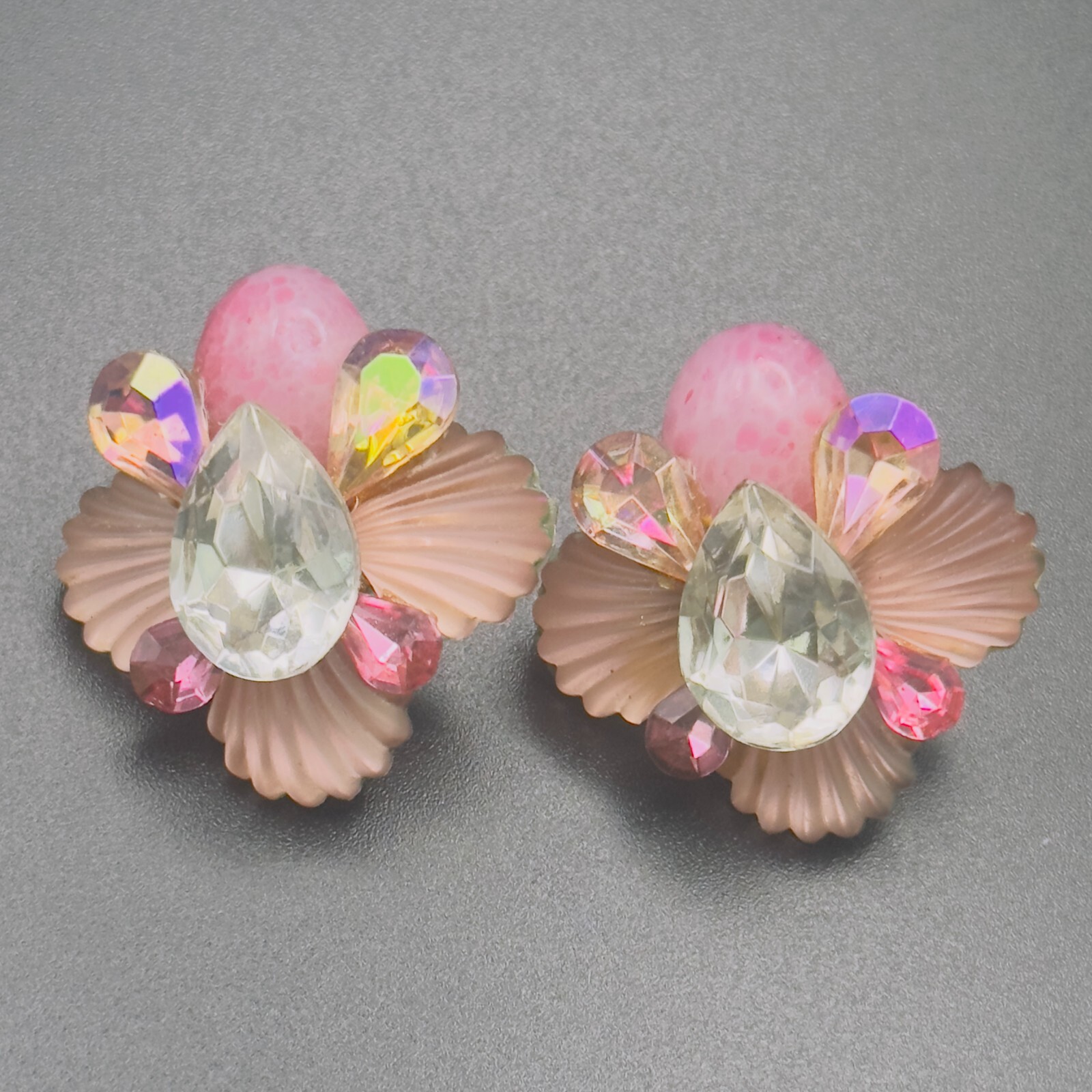 Vintage Michele Sugar Pink Clamshell Pink White Stone… - Gem