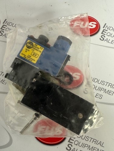 RGS Electro-Pneumatics LTD Type EP000/la Solenoid Valve - Picture 2 of 3