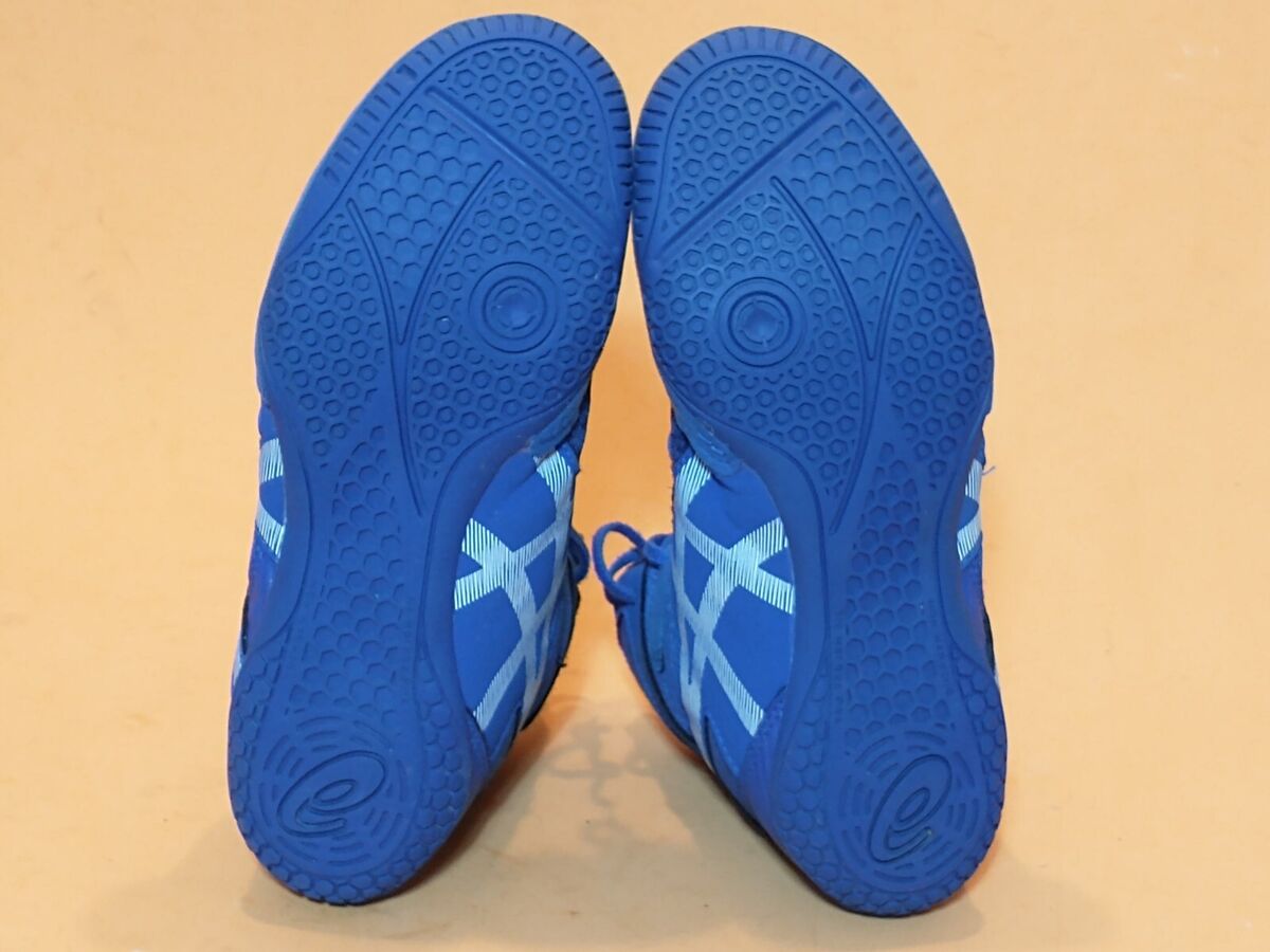 ASICS Matcontrol 2 Wrestling Shoes 1081A029 Men's Size 7 ASICS Matcontrol 2 Wrestling Shoes 1081A029 Men's Size 7