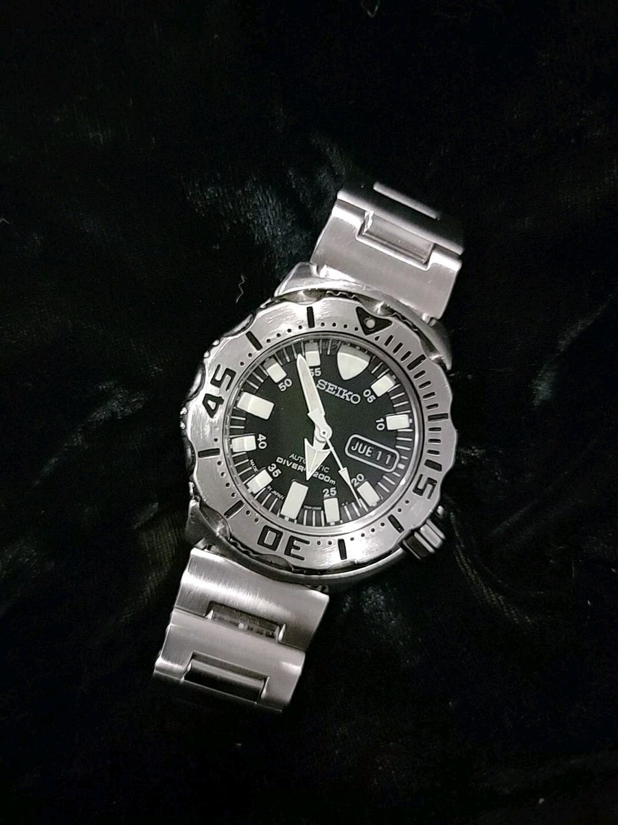 【ブラック】 セイコー ブラックモンスター「SKX779K1」海外限定モデル