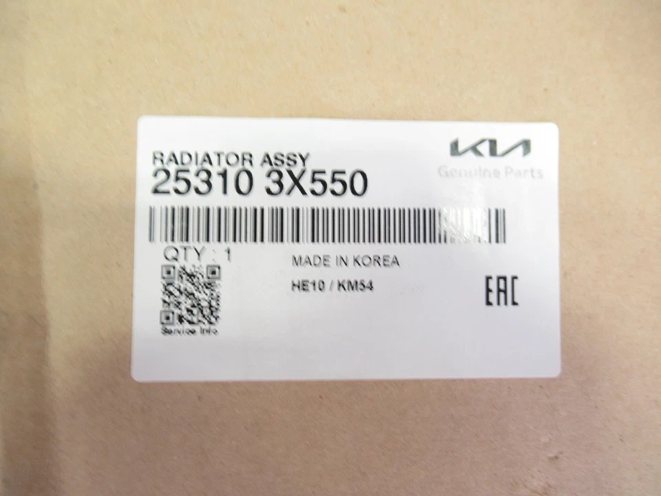 Radiador original OEM Kia 25310 3X550 2015-2018 Forte & Forte5 Foto 3 de 3