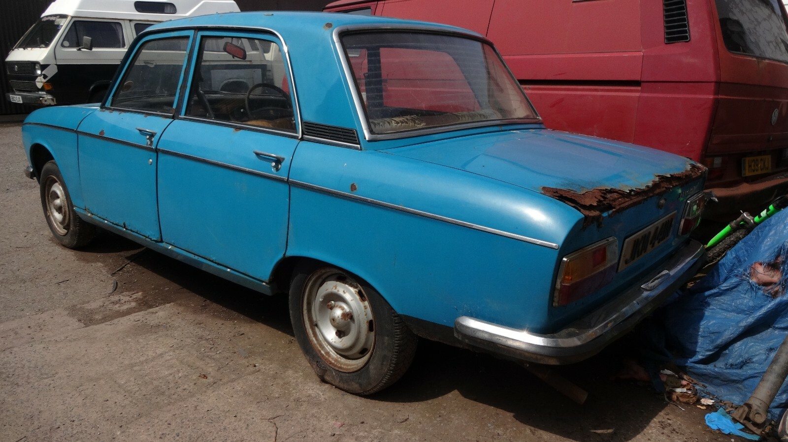 Image 2 - 1974 PEUGEOT 304 1.3 SALOON SPARES OR REPAIRS PARTS