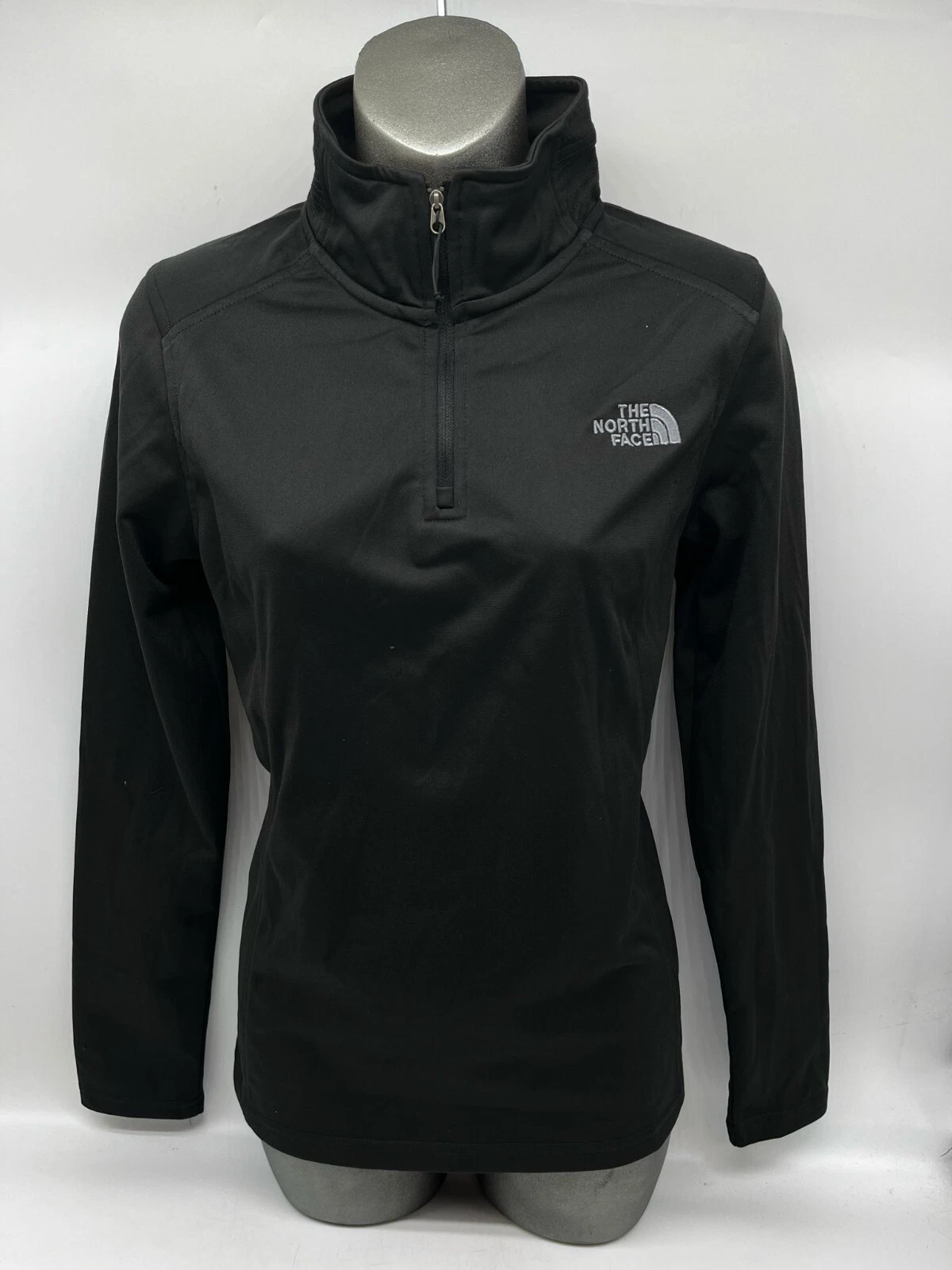 The North Face Women’s Tech 1/4-Zip Jacket Lightweight – 1125
Opens in a new window or tab