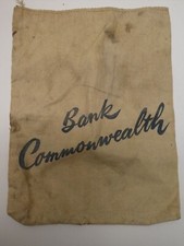COMMONWEALTH BANK CLOTH COIN MONEY BAG 
