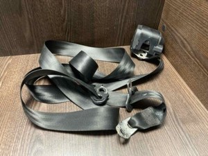 VW Polo Limousine (9A4) (09.02-) Sicherheitsgurt Hinten Rechts 743594