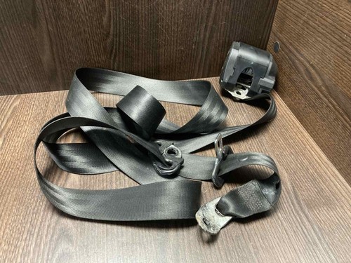 VW Polo Limousine (9A4) (09.02-) Sicherheitsgurt Hinten Rechts 743594