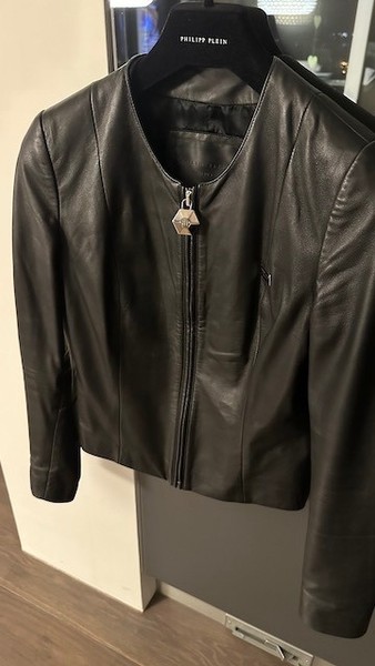 Original Philipp Plein Lederjacke Damen schwarz mit Strass-Skull, Gr. L