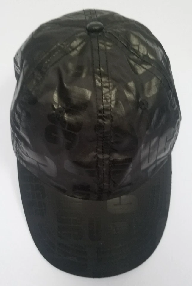 Gorra de béisbol impermeable con logotipo negro disperso con cierre a presión talla 0/S Ugg Foto 4 de 4