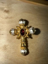 Edgar Berebi ~ MARIE ANTOINETTE CROSS ~ Pendant