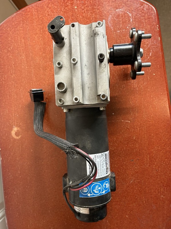 PRIDE Quantum Q6 Edge/6000 Right Drive Motor complete 684-010-008