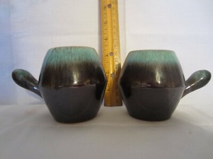 Stoneware Brown/Turquise Salt/Pepper Shakers