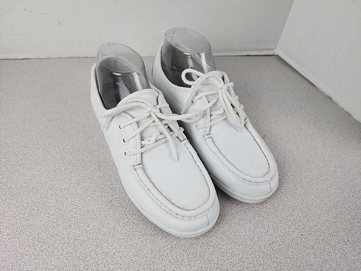 Cobbie cuddlers nursing shoes 2025