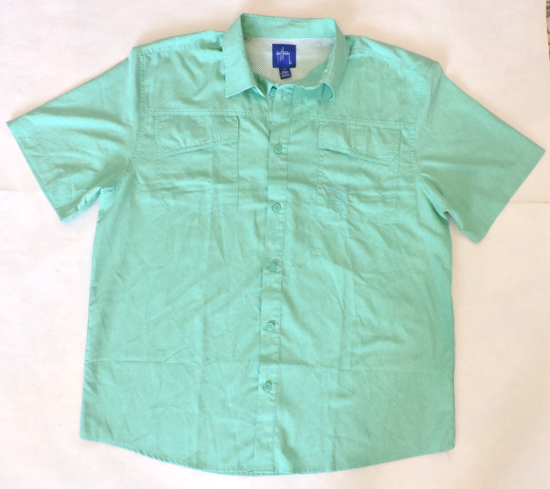 Guy Harvey Men s Large Button Up Short Sleeve Shirt Vented Back Light Green