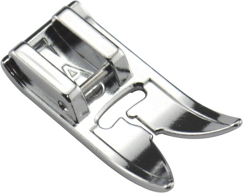 Piede Per Macchina Da Cucire: Ourleur Piatto Zigzag 7mm E Roul&eacute; Stretto 3mm &ndash; F002N