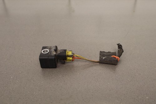 05-07 GM Yukon Tahoe Sierra Chevy Silverado Front Bumper Sensor 10370149 - Picture 7 of 11