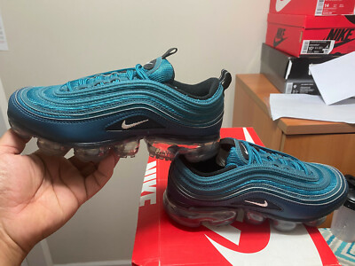 nike vapormax plus 97