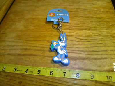 Vintage Looney Tunes Bugs Bunny 1997 Warner Bros key chain with original header