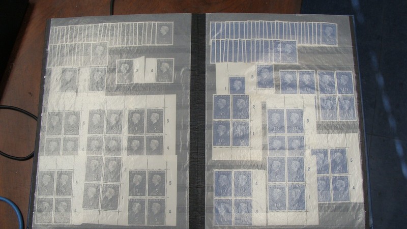 NETHERLANDS MNH QUEEN LOT IN STOCK BOOK HUGE FACE