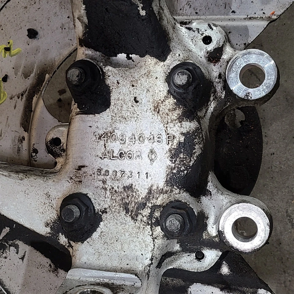 84-87 Corvette C4 Passenger Front Spindle Knuckle Rh Aa7429 - Image 2 of 4