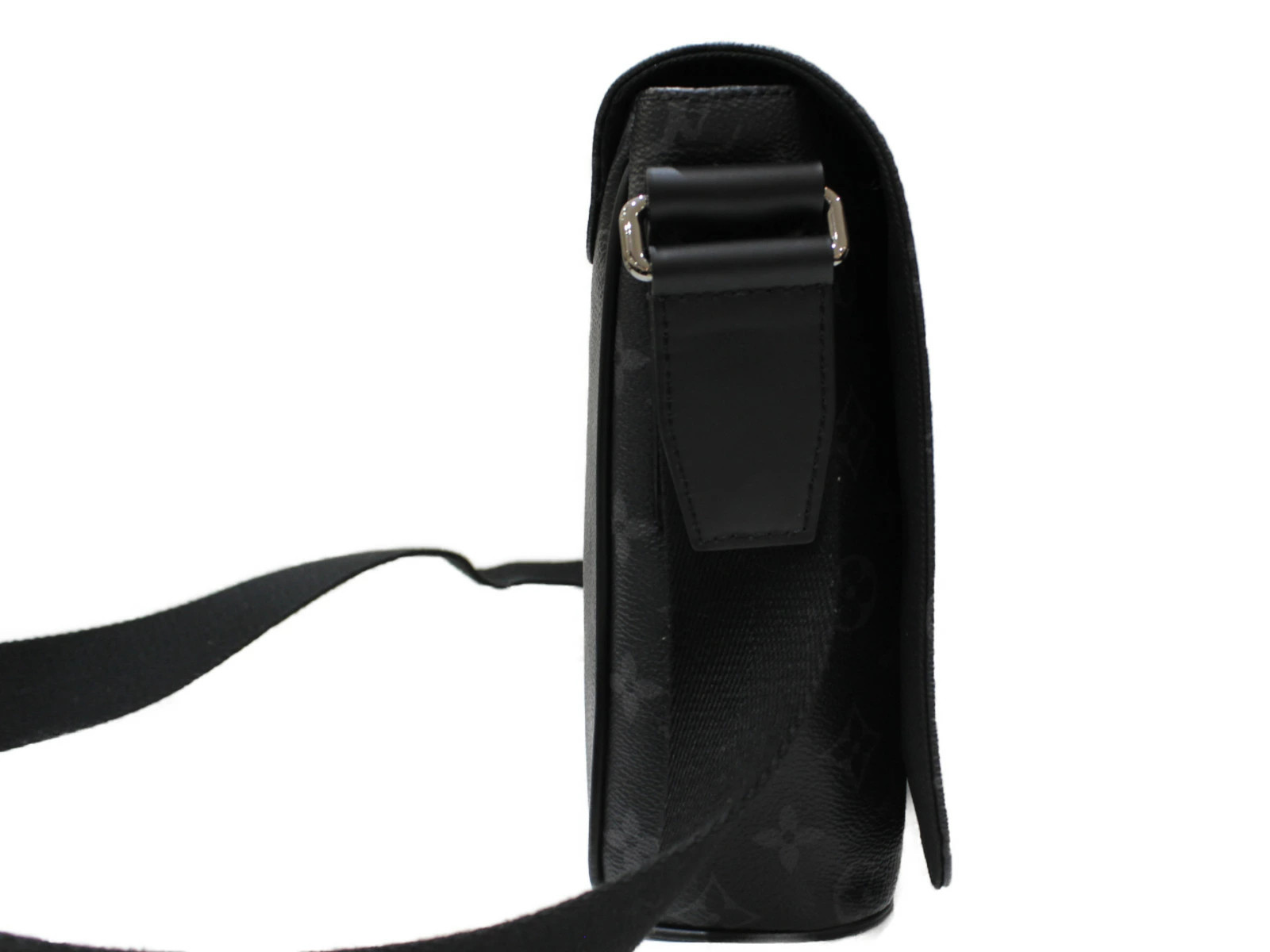 LOUIS VUITTON District NM Monogram Eclipse Black Shoulder Bag Messenger image 3
