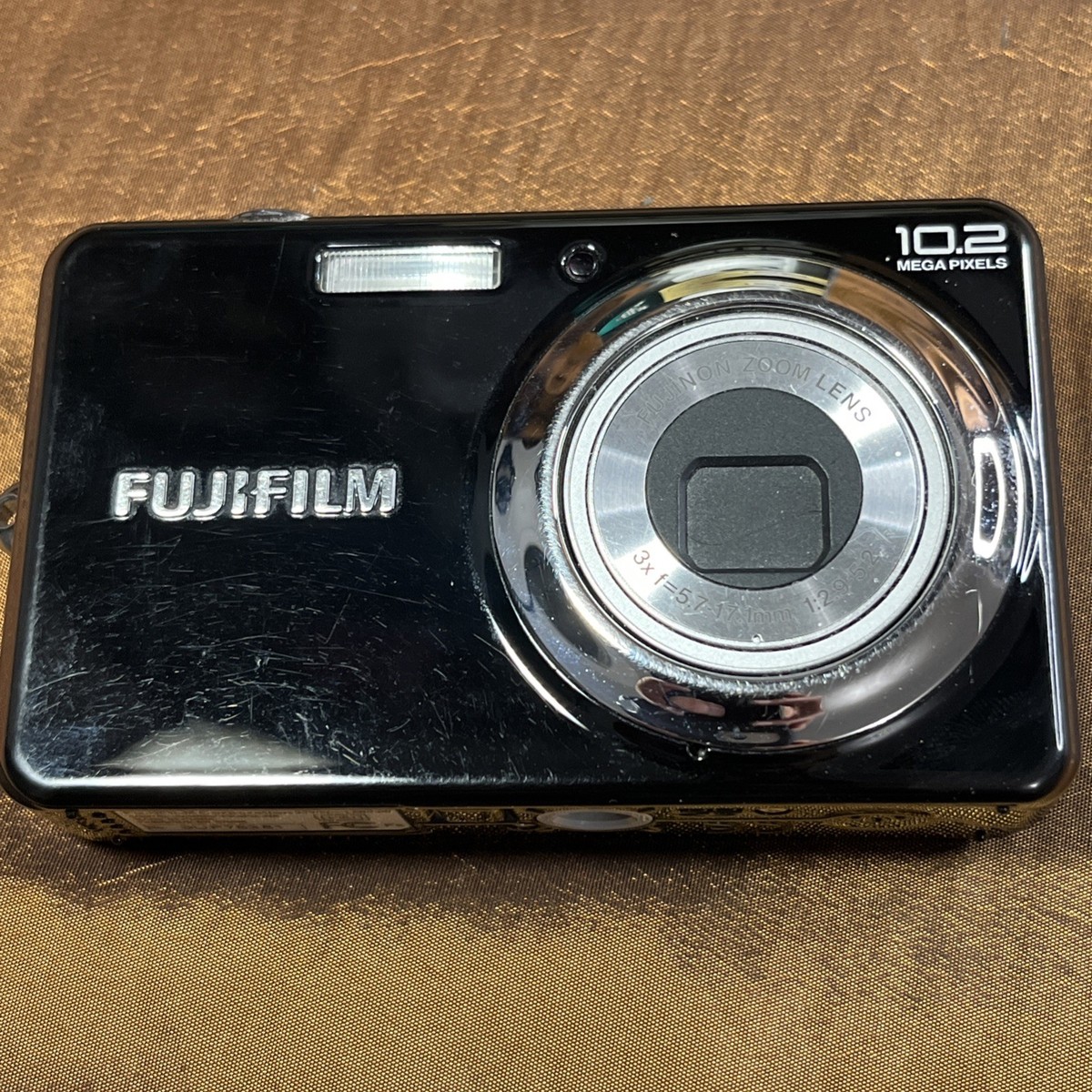 Fujifilm Digital Camera FinePix J28 10.2MP Charger Battery Case SD