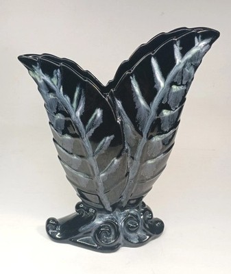 Royal Haeger Pottery c.1940 s Black Double Leaf Vase 10.5  Tall