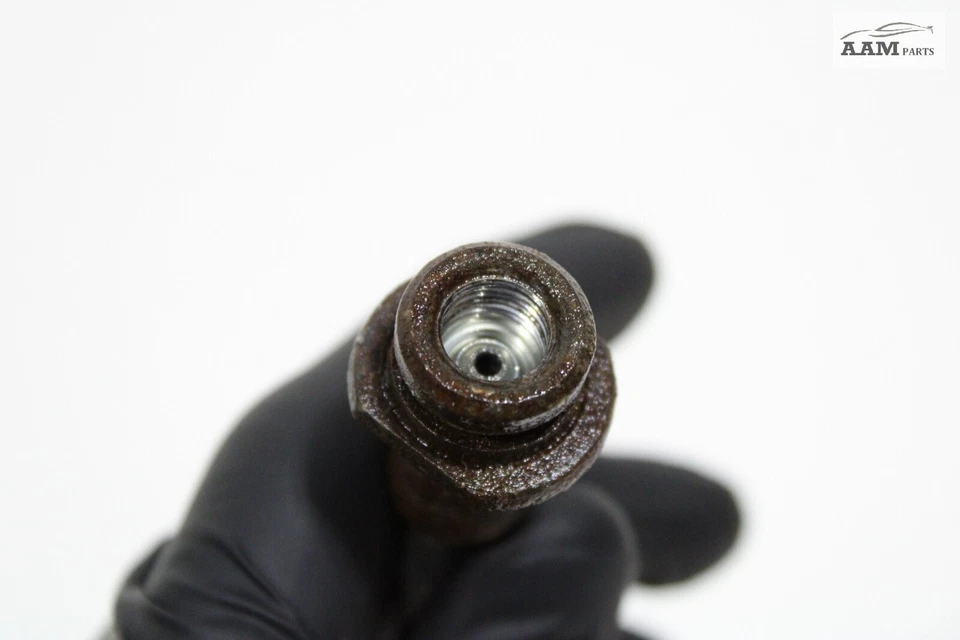 Pinza de freno trasera derecha Nissan Sentra 2013-2019 manguera hidráulica tubo OEM Foto 4 de 4