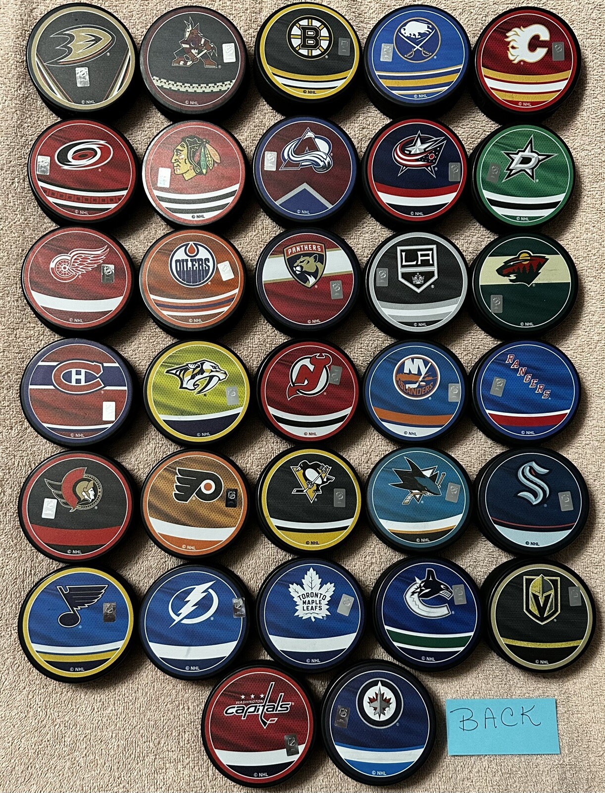 20222023 Complete Set (32) Of NHL Retro Reverse Souvenir Pucks eBay