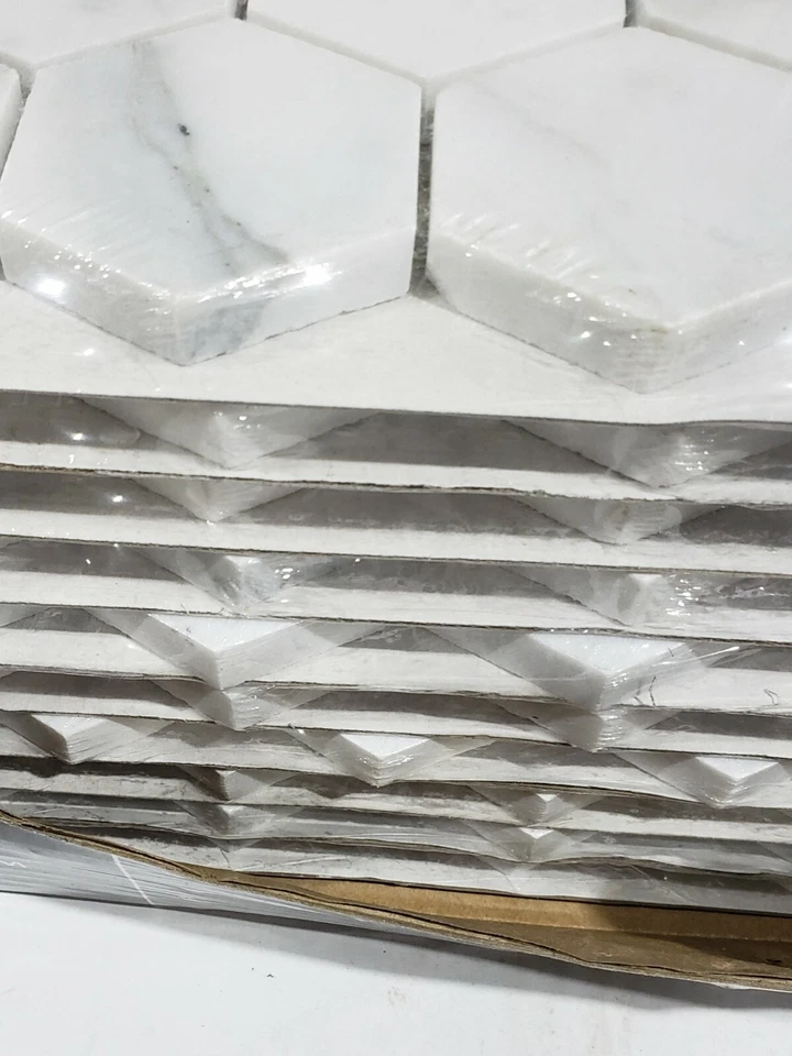 Azulejo de mosaico MSI Calacatta Cressa hexagonal 12x12 (9,8 sq. ft/estuche) CALCRE-2HEXH  Foto 3 de 4