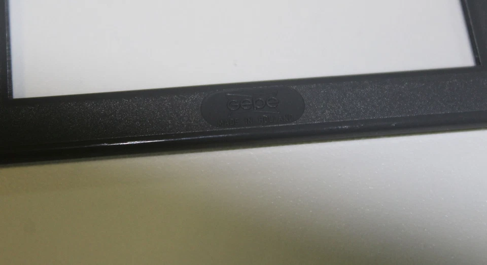 10 Stück Gepe Mittelformat Diarahmen Glas 6x6 verglast Antinewton MF 7x7 - Imagem 4 de 4