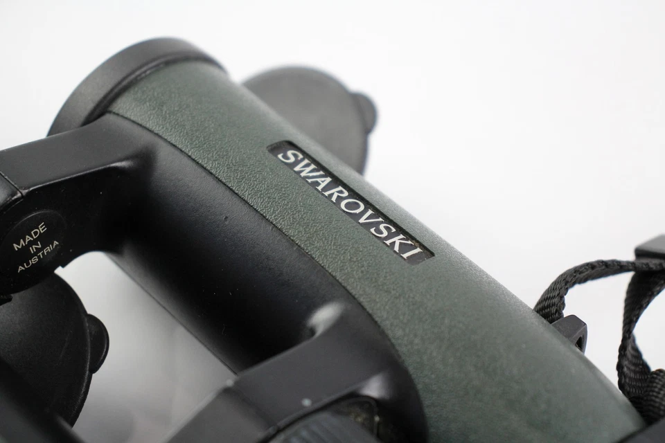 Vintage Swarovski EL 8x32 Binoculars Working w/ Original Lens Caps - Image 4 of 4