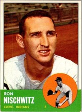1963 Topps - Ron Nischwitz #152