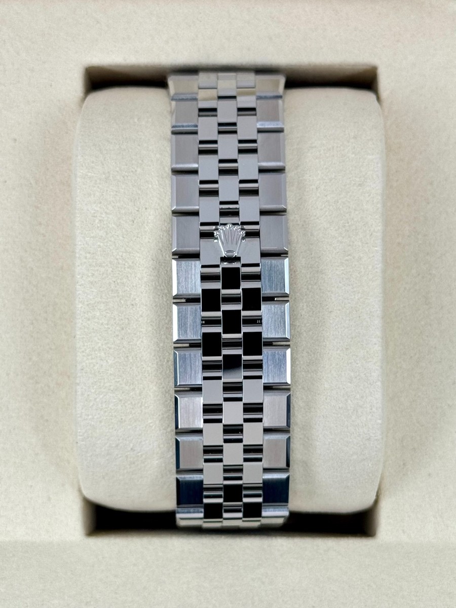 NEW 2026 Rolex Land-Dweller 40mm 127334 Stainless Steel Jubilee