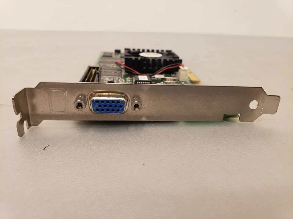Vintage Diamond Viper V770U Ultra T3 32MB 4X AGP VGA Video Graphics Adapter Card - Image 3 of 4