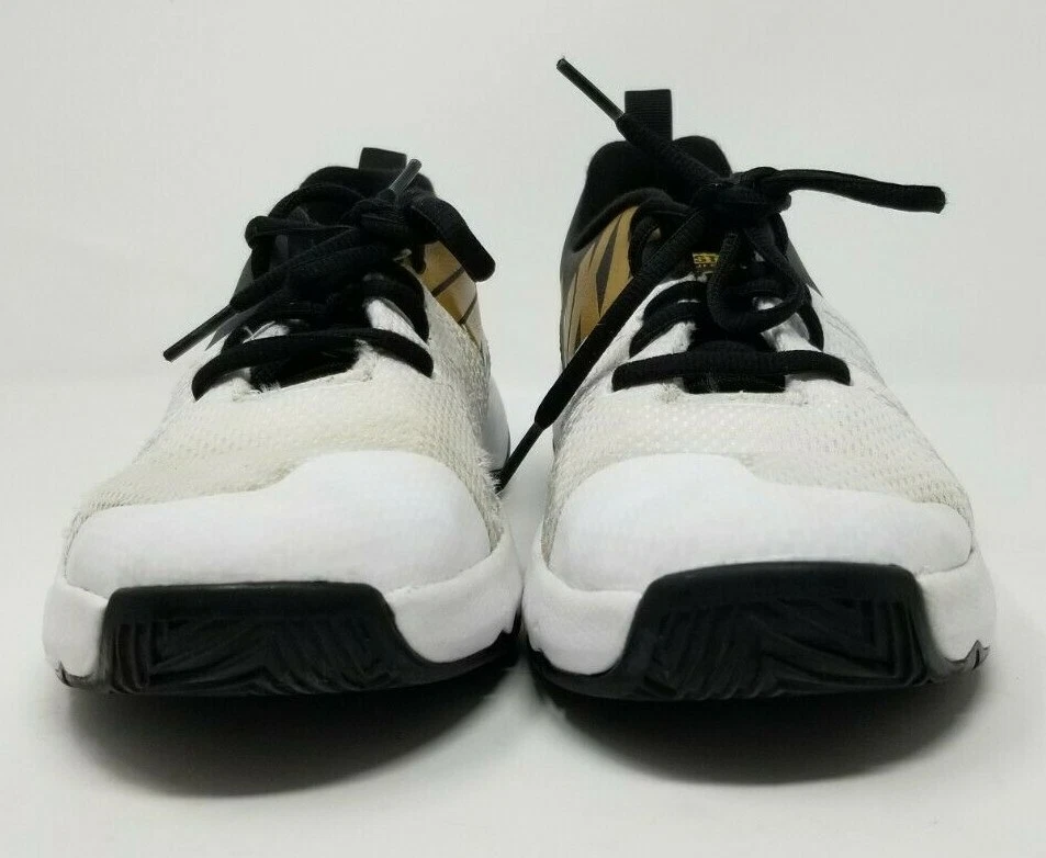 NIKE Team Hustle Quick (gs) 922680-007 BLACK-METALLIC GOLD-WHITE Size 7Y - Image 2 of 4