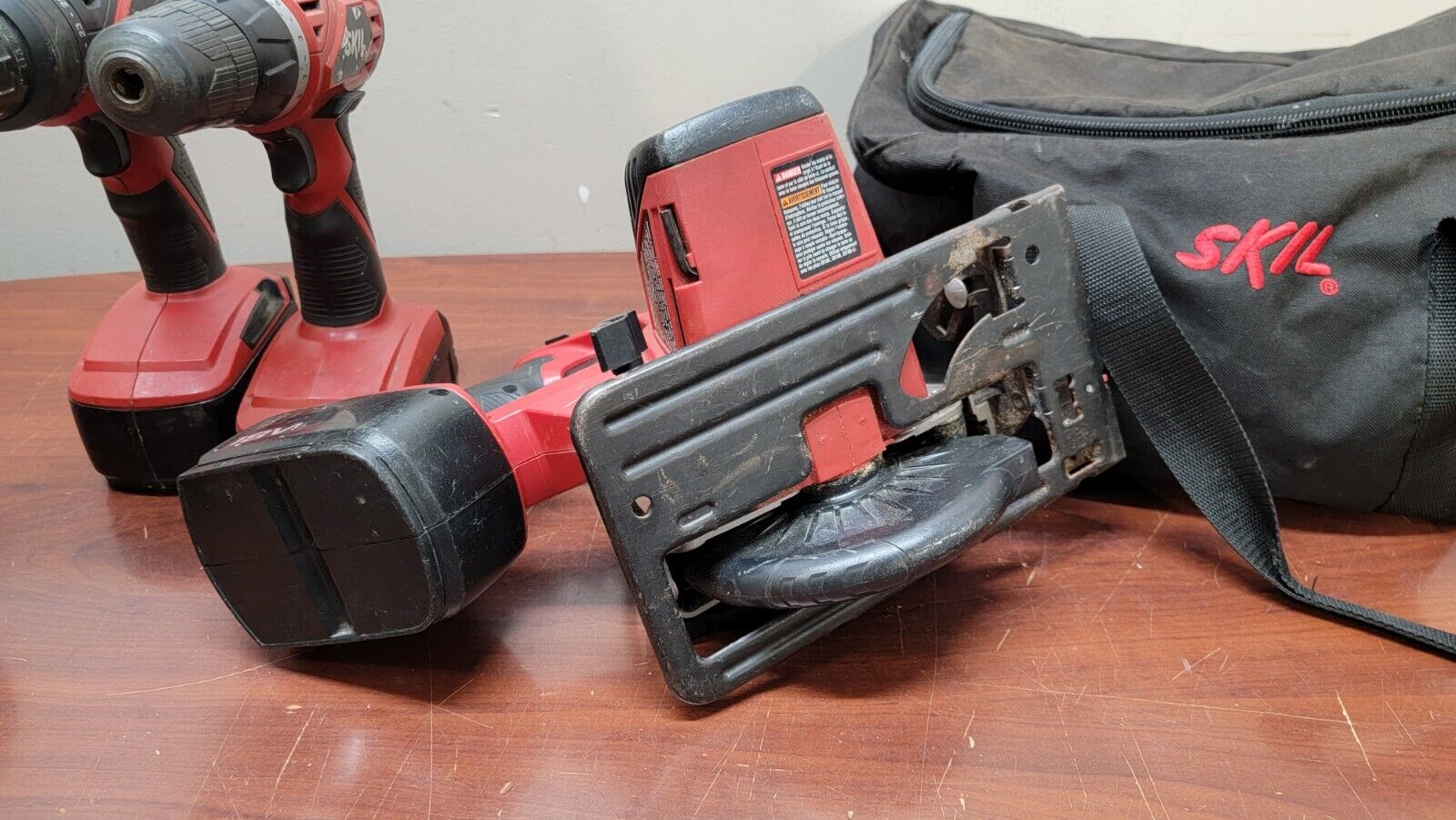 Skil 18V Cordless 4-Tool Combo Kit, in Carpenters Bag, c-x | eBay