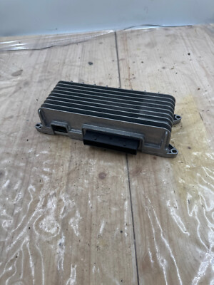 Audi A4 B8 8K  Verstärker Sound Amplifier  Teilenummer: 8T0035223AE