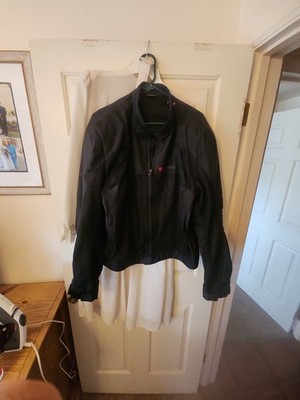 DAINESE MOTORCYCLE JACKET BLACK MESH RIDING ARMOR EU 60 US 50 MENS 2XL