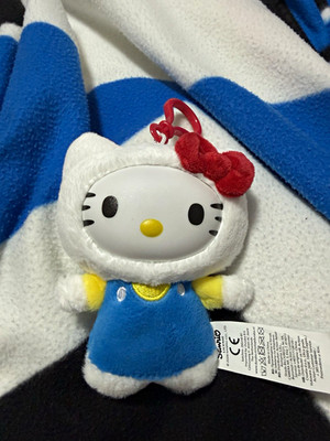 Sanrio Hello Kitty Plüschtier Schlüsselanhänger weiß/blau/rot Polyester 26203-90