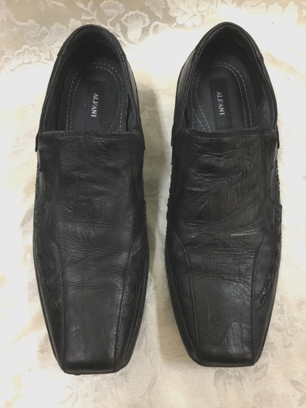 SAOLA Scarpa elegante pelle nera punta quadrata borchie elasticizzata casual abito viaggio Alfani 11m