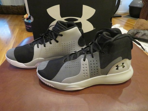 under armour anomaly white