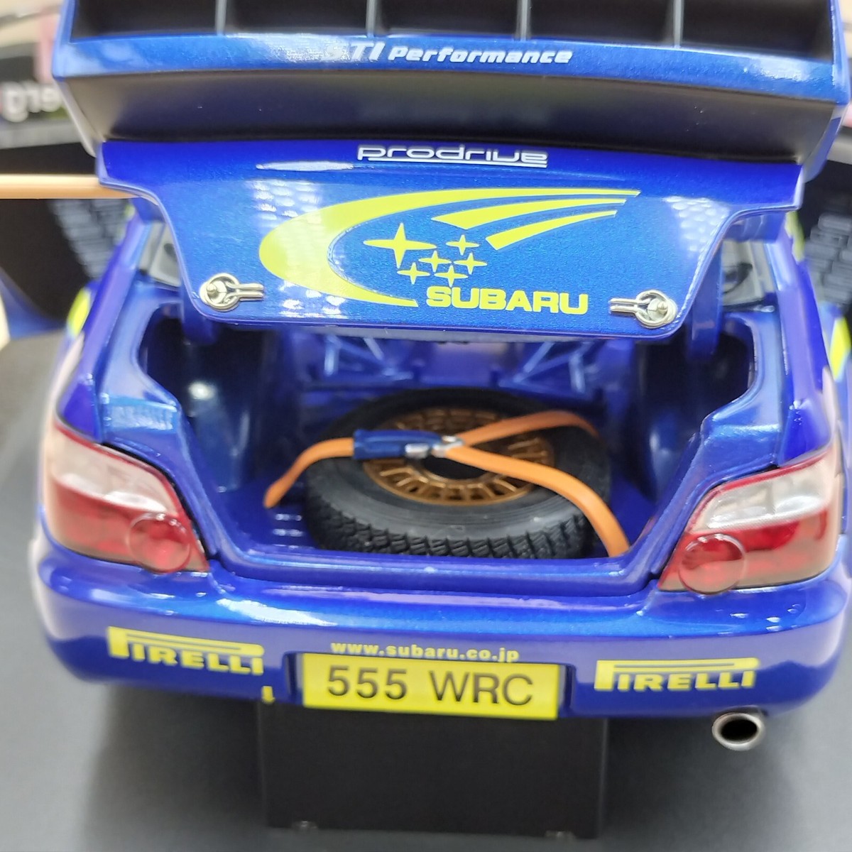 AUTOart 1/18 Subaru Impreza WRC STI 2004 Rally Japan #1 AUTOart 1/18 Subaru Impreza WRC STI 2004 Rally Japan #1