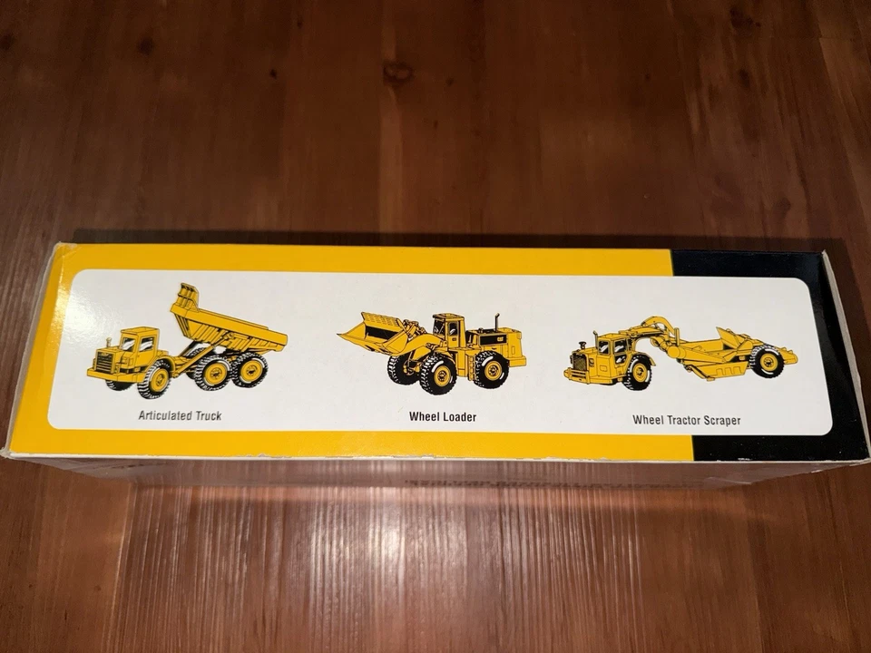 Caterpillar Cat 3 Piece Set Articulated Truck, Wheel Loader, Wheel Tractor Scrap - Image 3 of 4