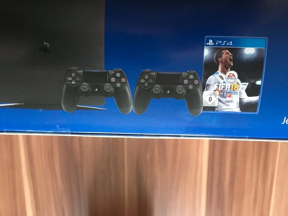 Sony PlayStation 4 Slim 1 TB FIFA 18 - Bild 3 von 3
