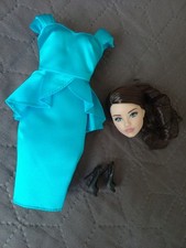 der Barbie Puppenkopf aus Sammlung Convention Couture Rom 2017 Top