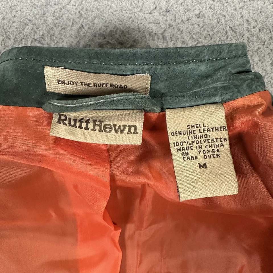 Chaqueta de cuero de gamuza tallada con volantes para mujer verde mediana cremallera frontal forro naranja usada en excelente estado Foto 2 de 4