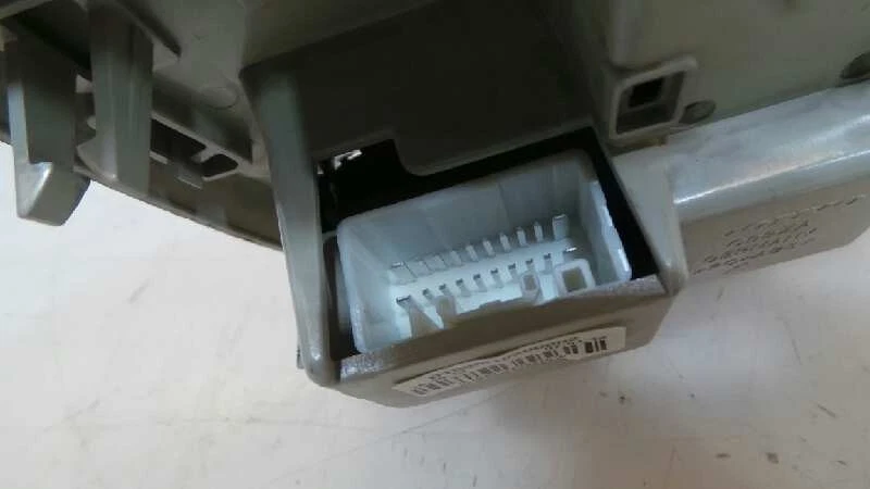 39825822 LUCE INTERNA / 39825822 / 1111607 PER VOLVO V40 CROSS COUNTRY MOMENTUM - Изображение 4 из 4